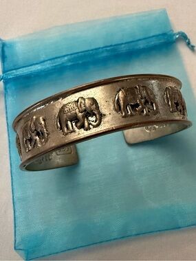 NWOT (Never Worn) Handmade Adjustable Elephant Motif 92.5 Silver Cuff Bracelet